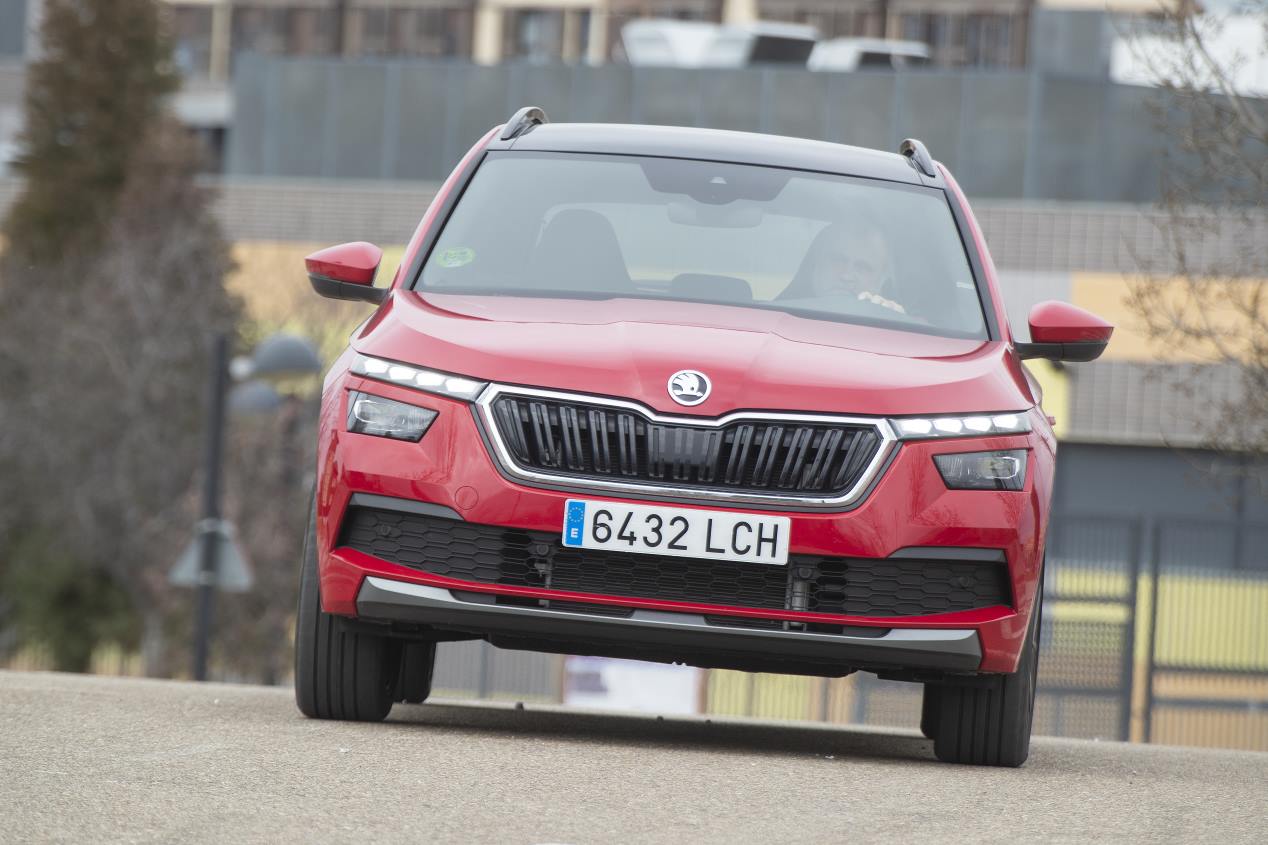 Comparativa: Skoda Kamiq 1.5 TSI/150 vs Peugeot 2008 PureTech/155