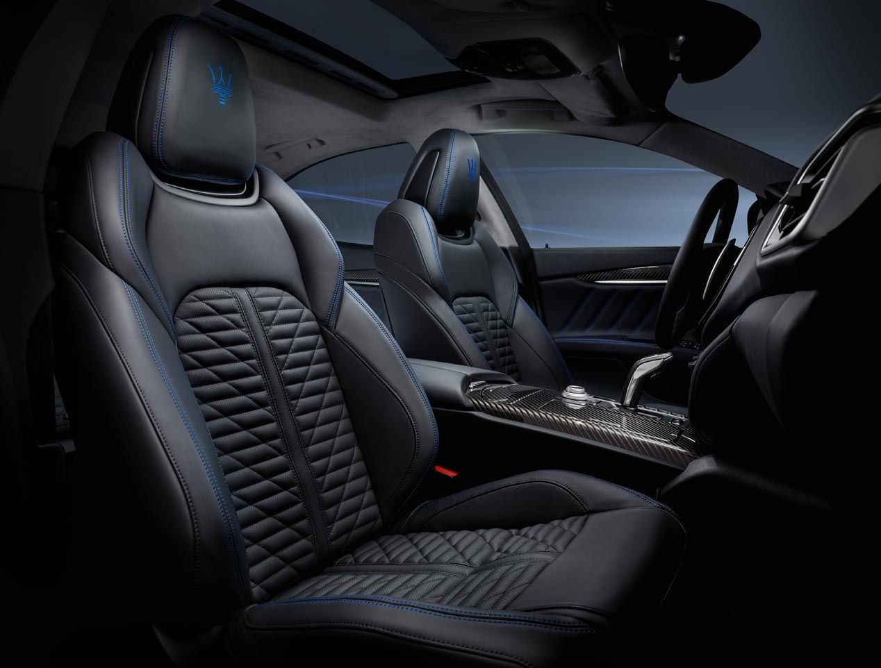 Asientos delanteros del Maserati Ghibli Hybrid