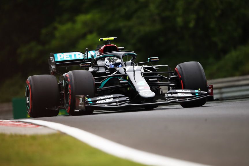 Valtteri Bottas(Mercedes) rodando en el Hungaroring