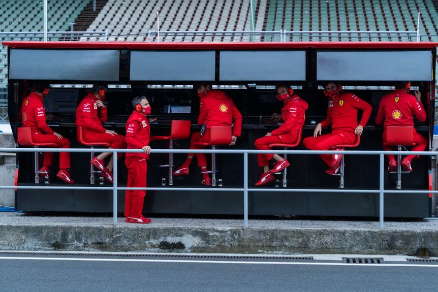 Ferrari se reorganiza con la misma gente