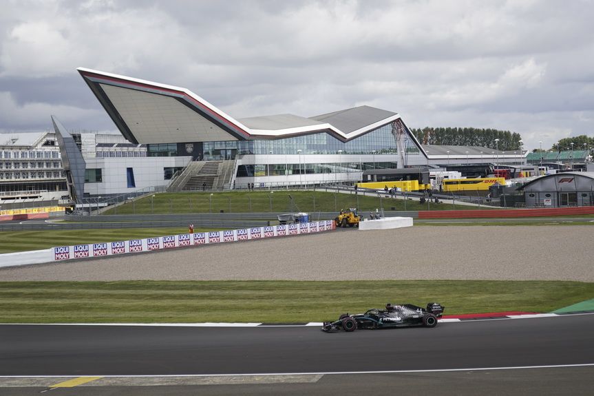 Lewis Hamilton consiguió su 7ª pole en Silverstone