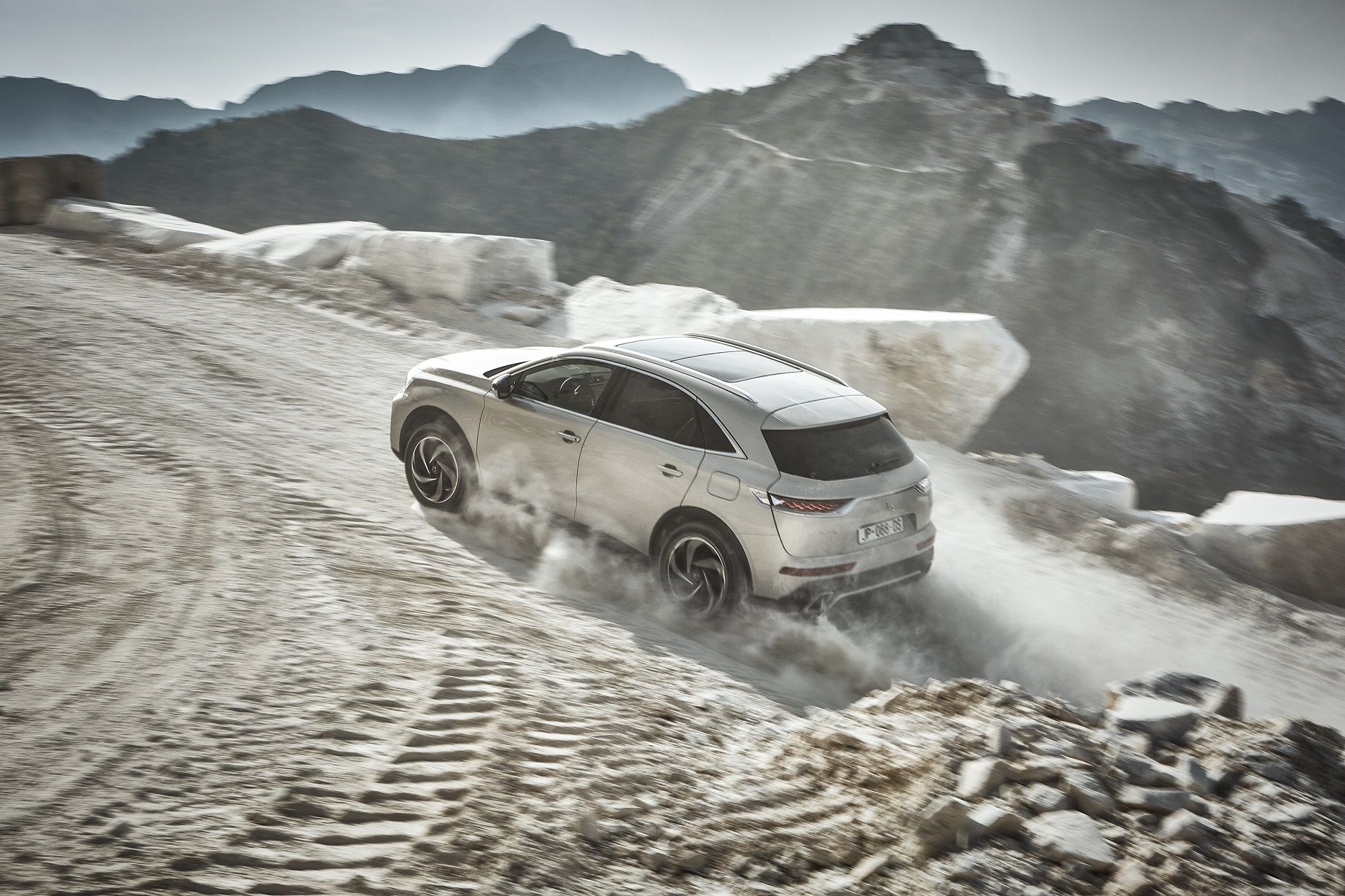 MOTOR 225 CV gasolina + eléctrico para el DS7 Crossback e-tense 225