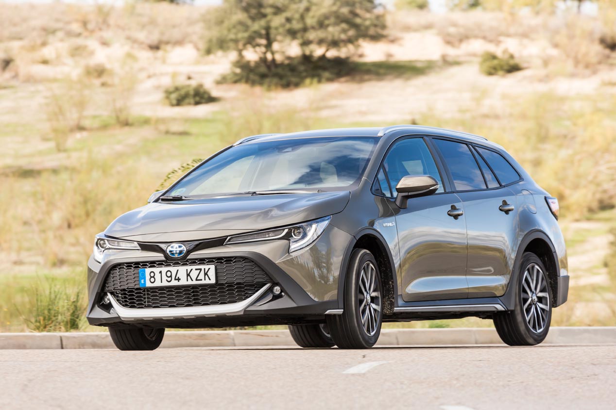 Toyota Corolla Touring Sports 180h, protagonista en nuestro Centro Técnico.
