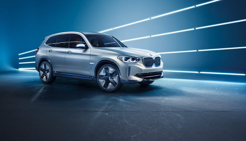 BMW iX3