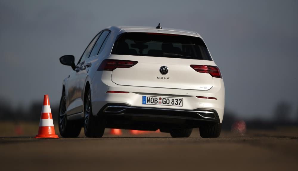 VW Golf 8 eTSI