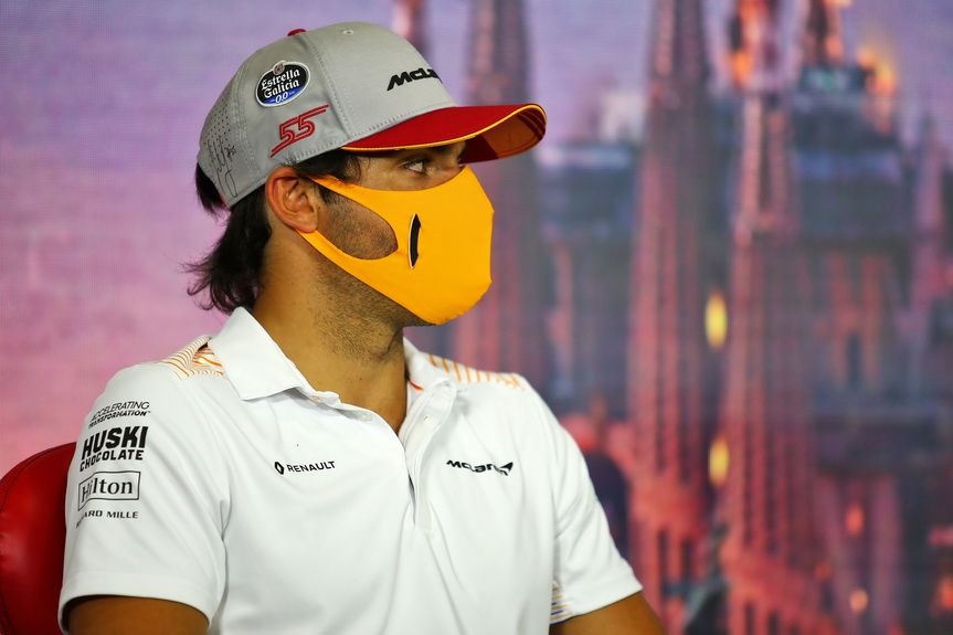 Carlos Sainz en la rueda de prensa de la FIA del jueves previa al GP de España