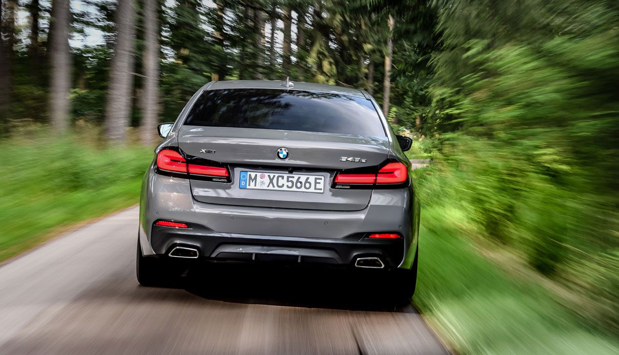 El BMW 545e xDrive aúna eficiencia y potencia