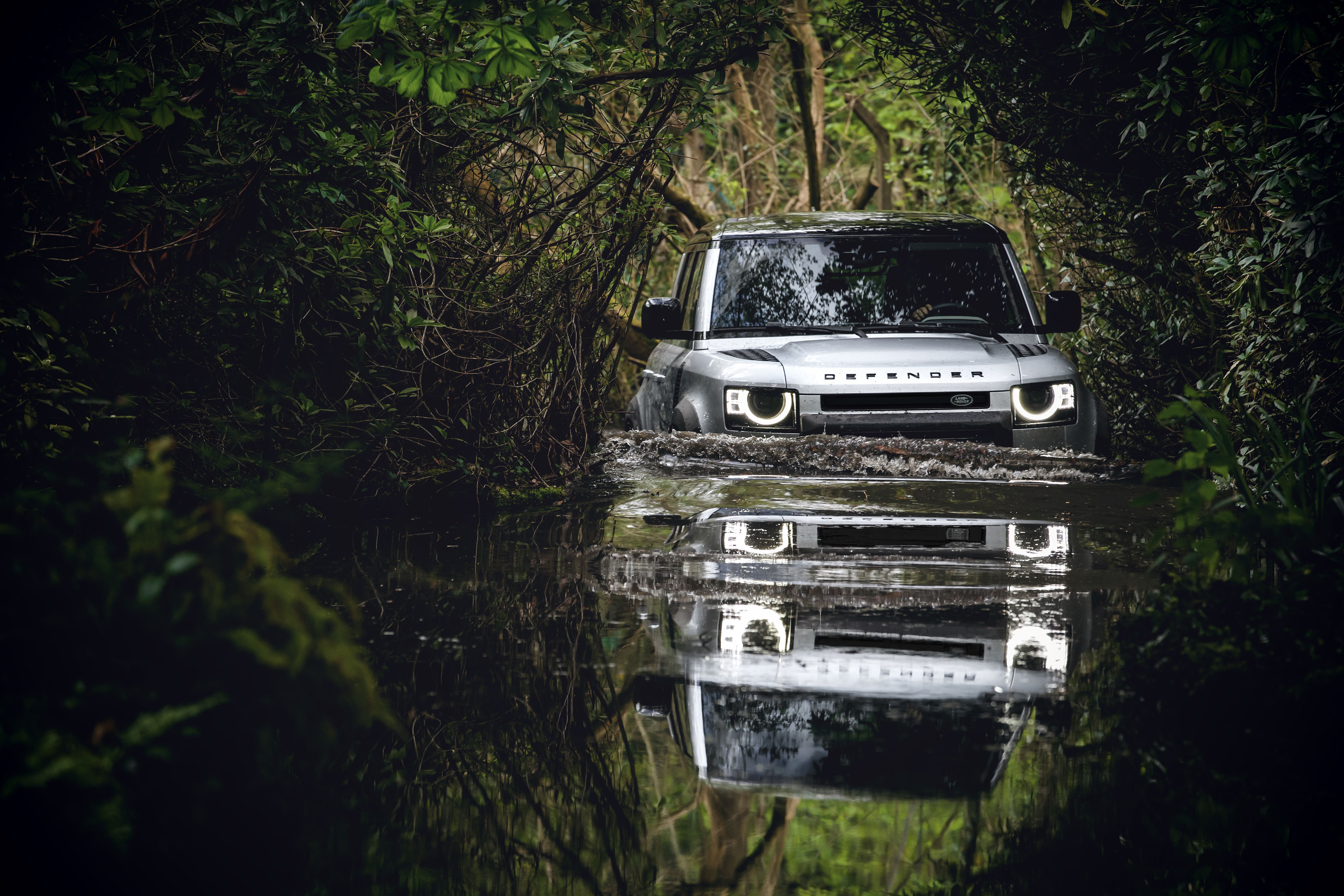 Land Rover Defender, en acción