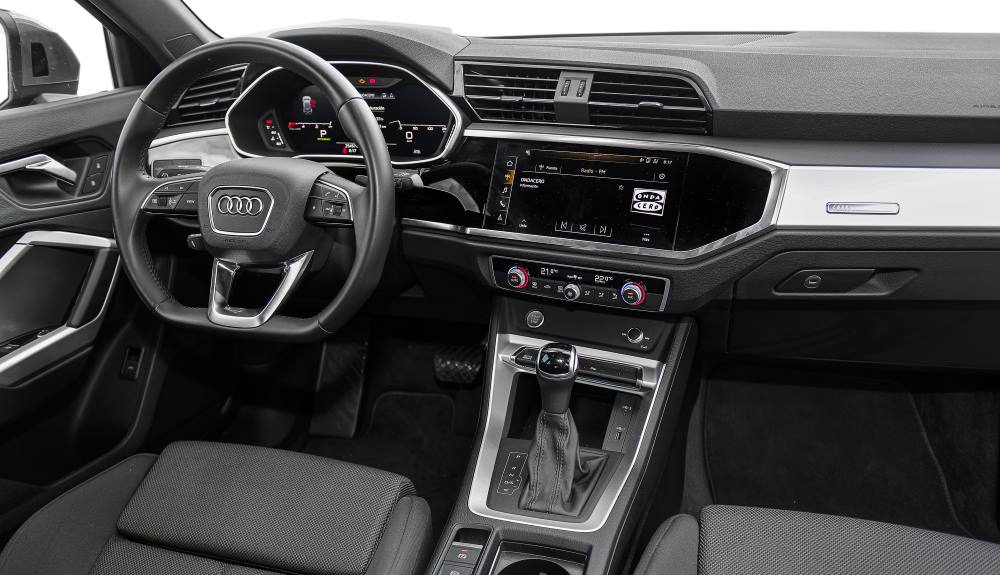 Interior del Audi Q3 35 TDI