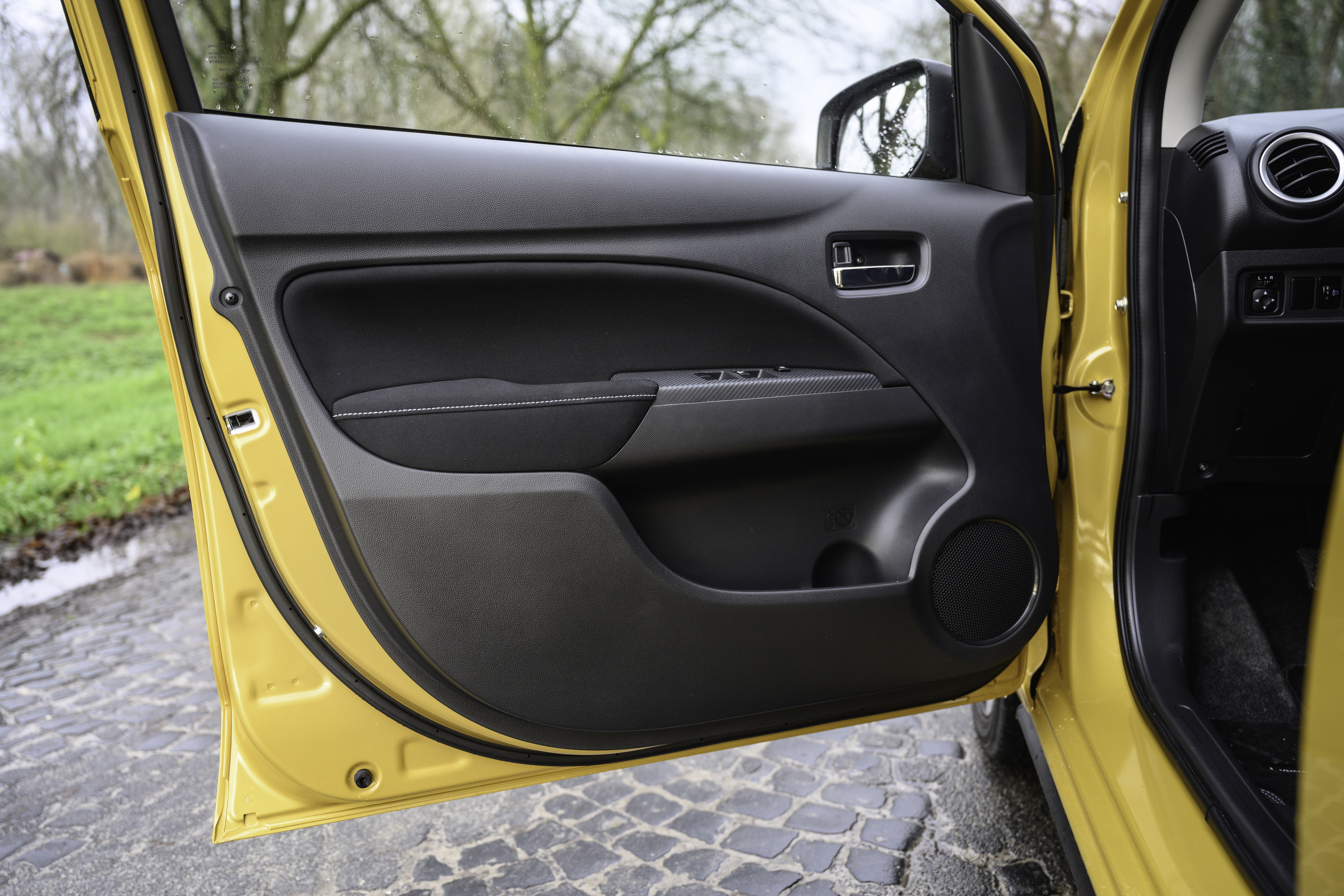 Mitsubishi Space Star 2020 (3)