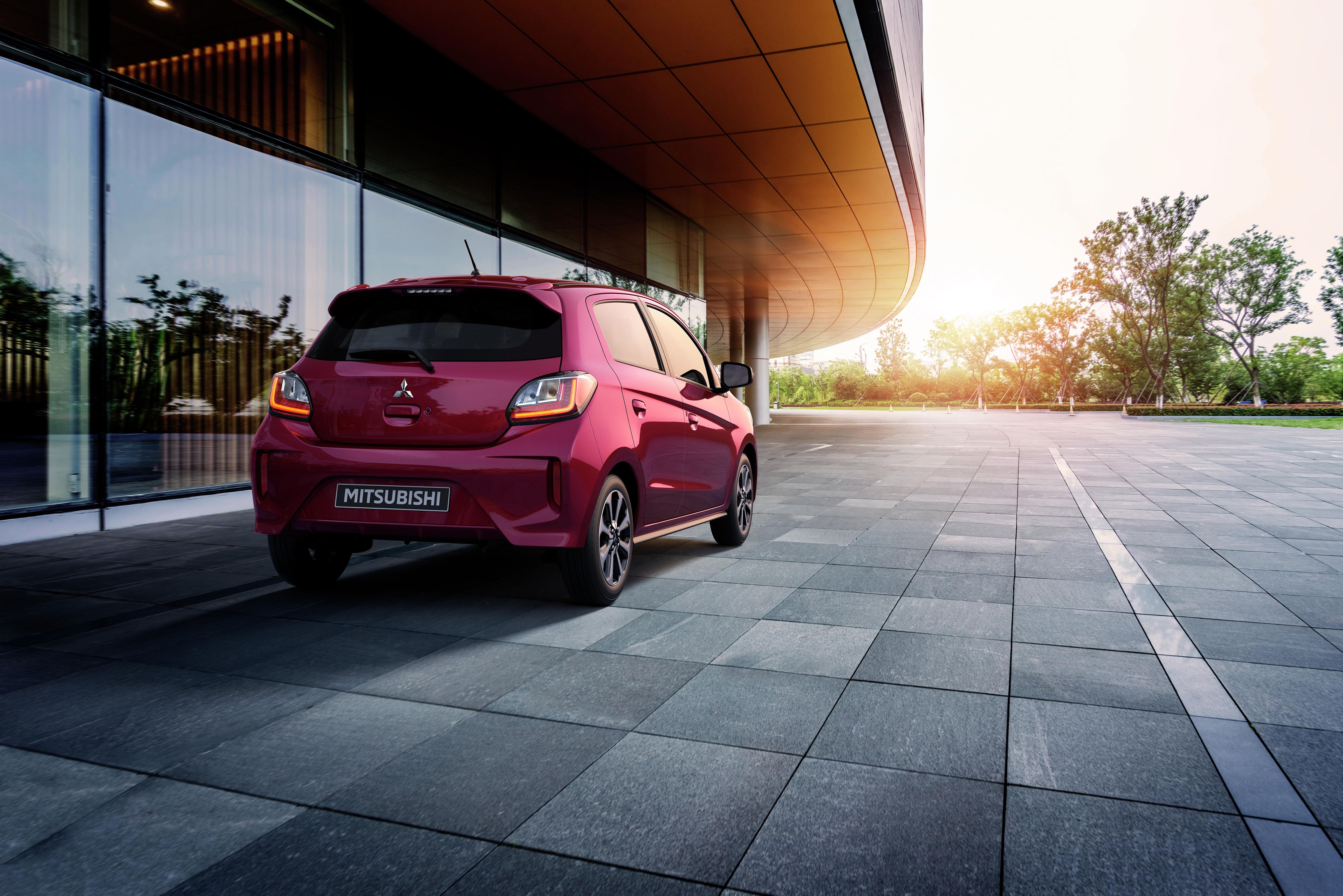 Mitsubishi Space Star 2020 (8)
