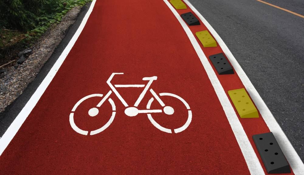 El carril bici es el "caminito de colores" al que se refiere la Guardia Civil