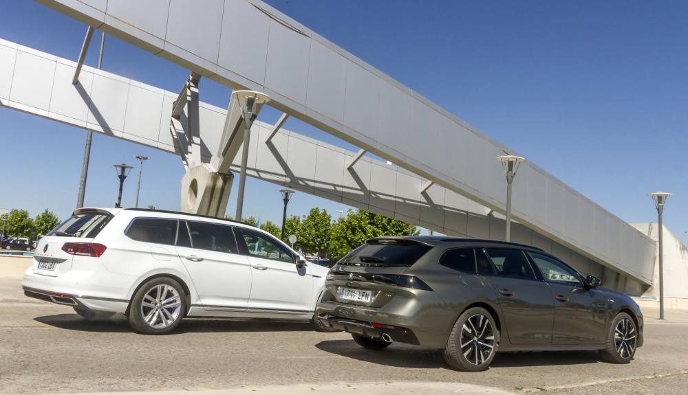 Comparativa Peugeot 508 SW Hybrid Vs Volkswagen Passat GTE Variant