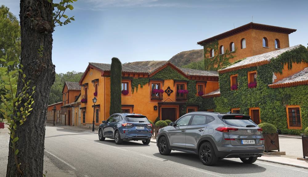Comparativa Ford Kuga ST Line X 2.0 Ecoblue mHEV 150 CV vs Hyundai Tucson 1.6 CRDi 136 CV 48V N Line X 2