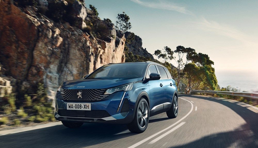 Peugeot 5008 2021