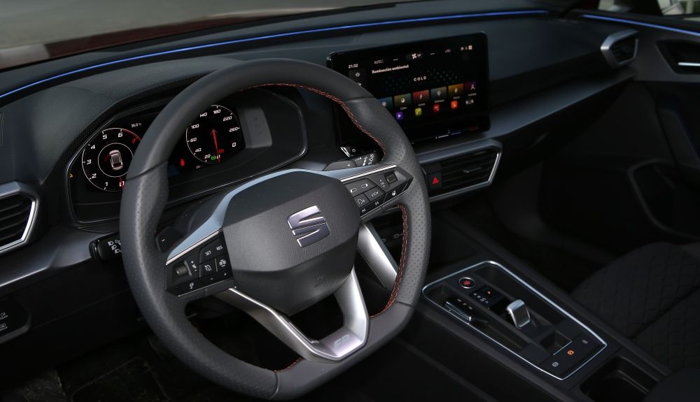 Seat León 2020 y su tecnología en iluminación