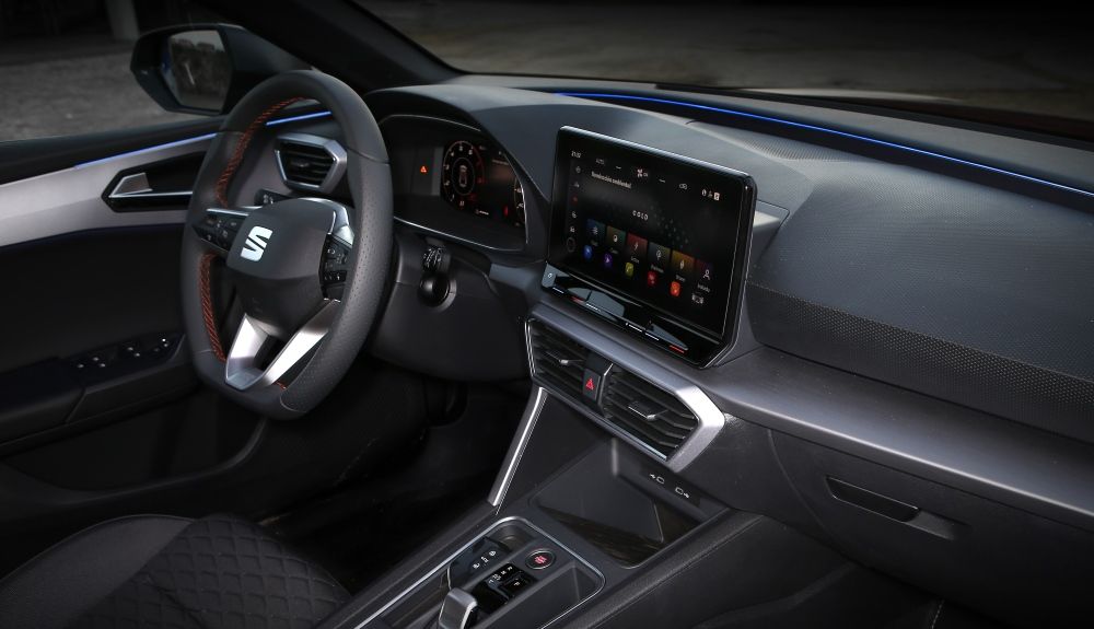 Seat León 2020 y su tecnología en iluminación