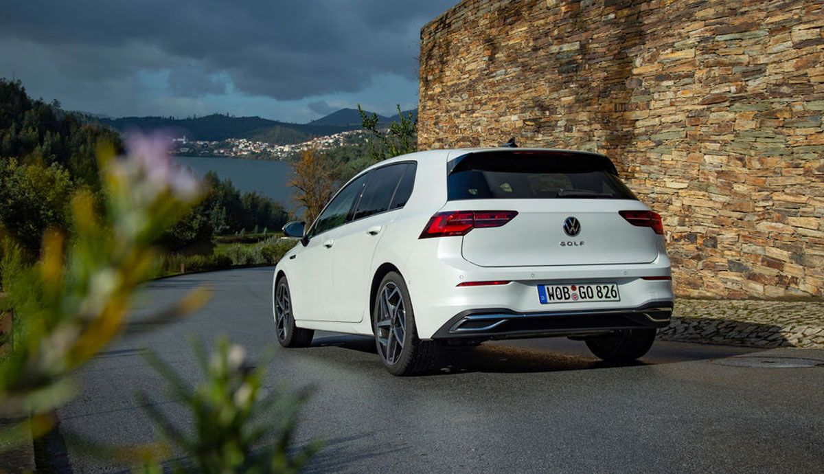 El Volkswagen Golf 8 R 2021 ya se ha dejado ver rodando