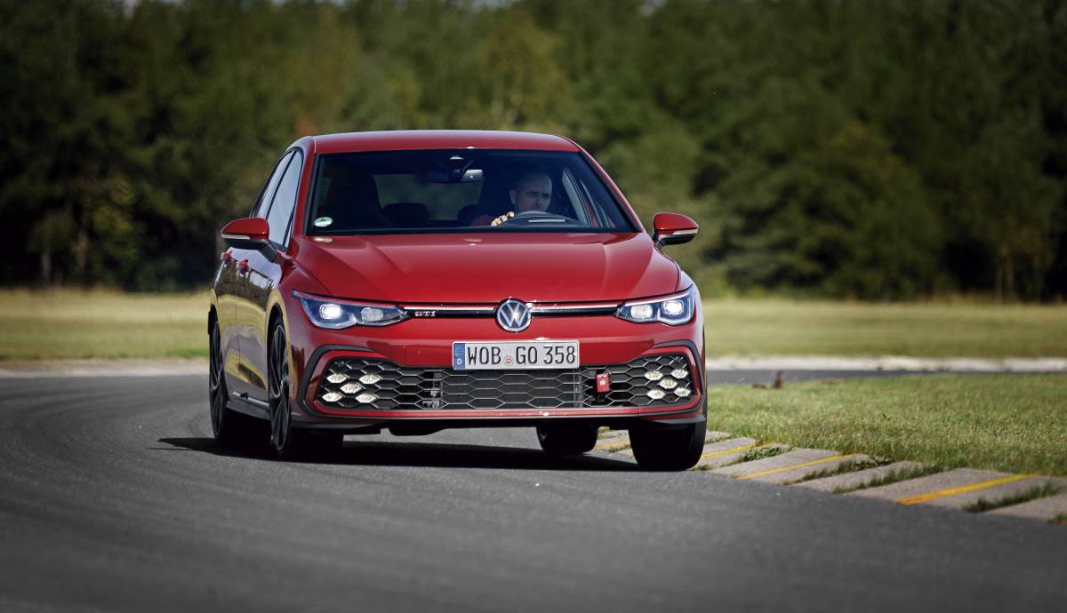 VW Golf GTI 8