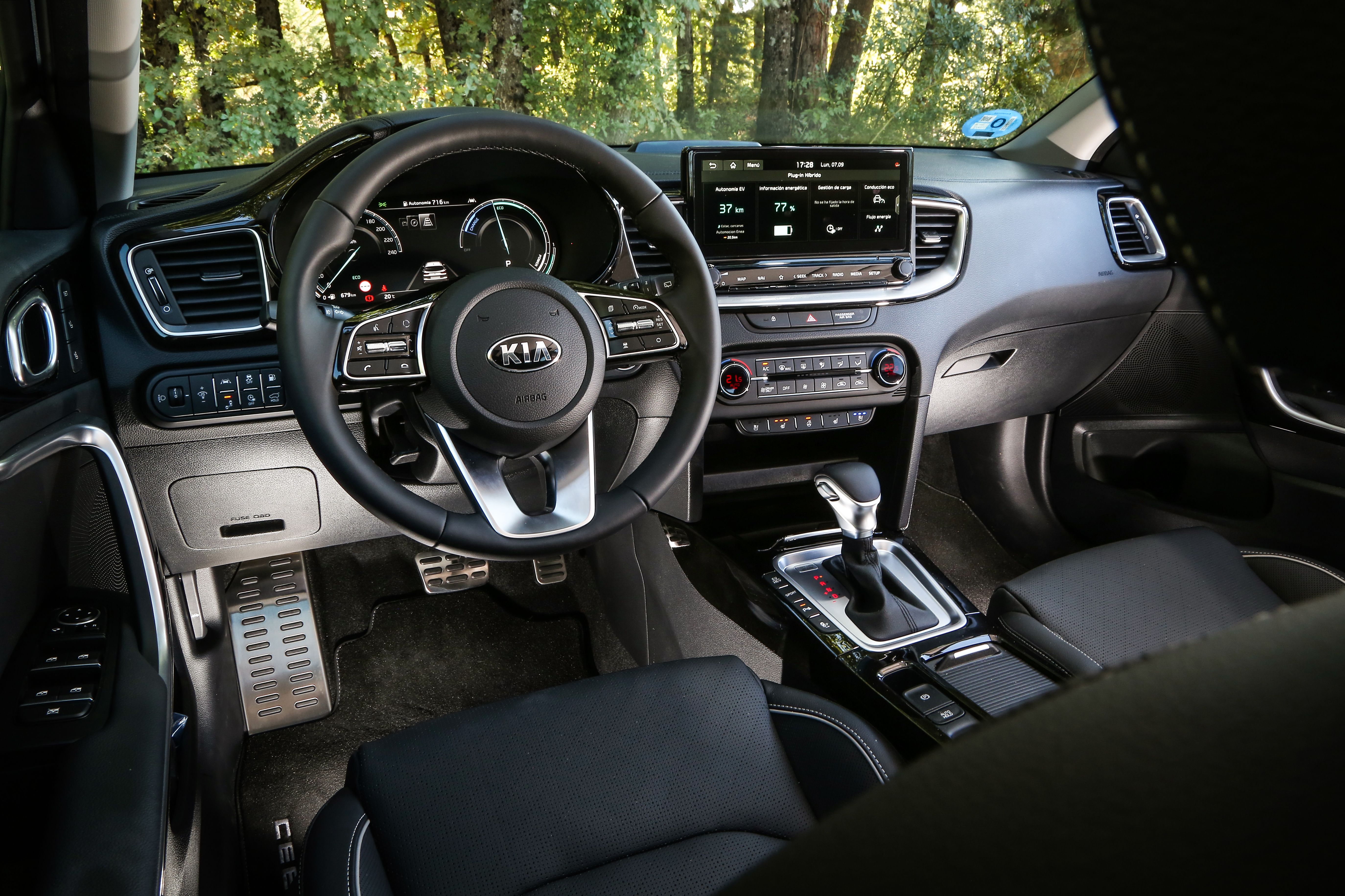 Kia Ceed Tourer PHEV.