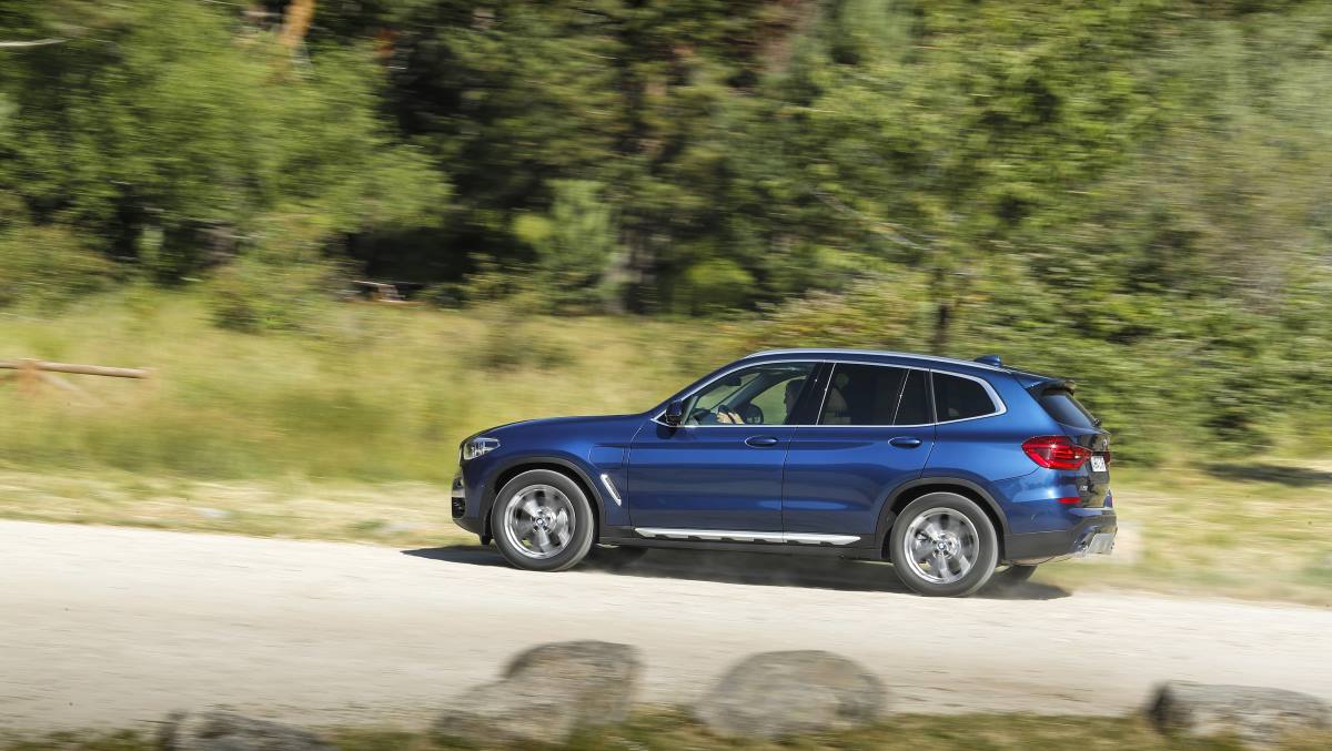 BMW X3 xDrive30e 6