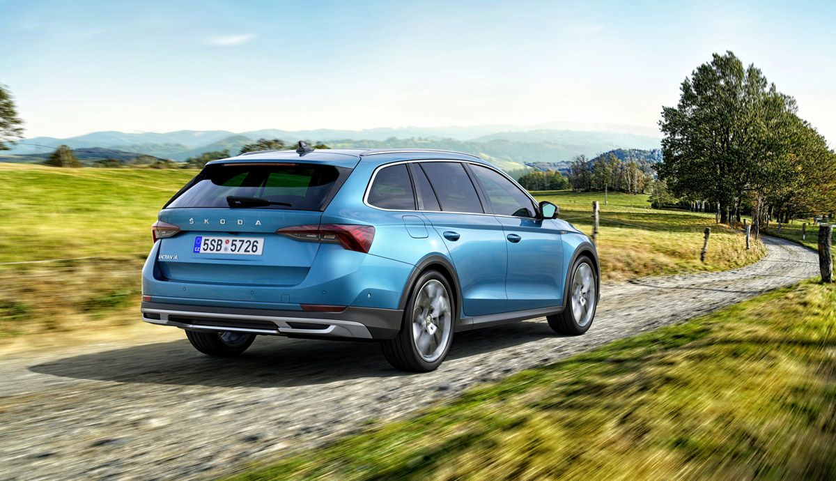 La versión más aventurera Scout no falta a la cita del nuevo Skoda Octavia Combi.