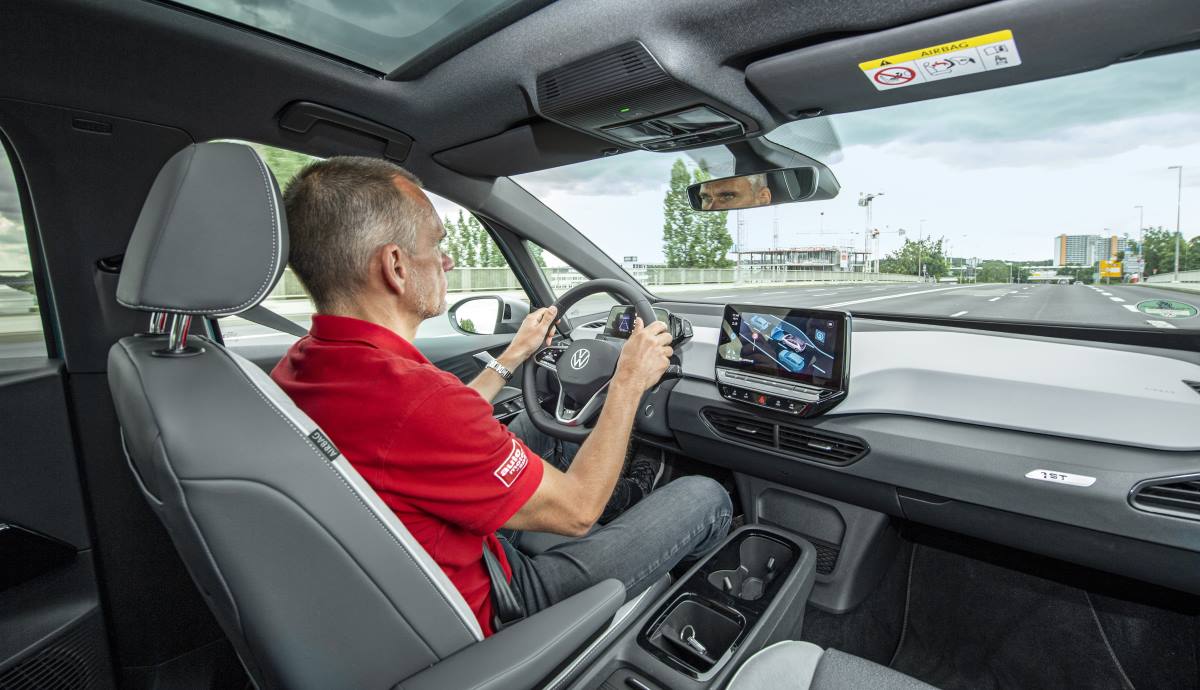 Al volante del VW ID.3