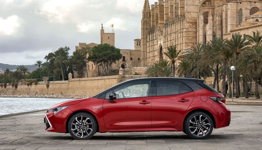 El Toyota Corolla ofrece la gama híbrida más completa en su categoría. El Toyota Corolla ofrece la gama híbrida más completa en su categoría.