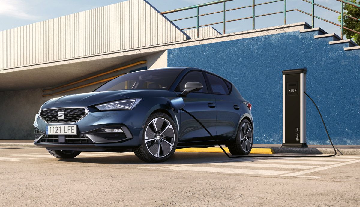 Nuevo SEAT Leon e HYBRID.