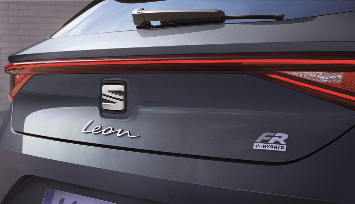 Nuevo SEAT Leon e HYBRID.