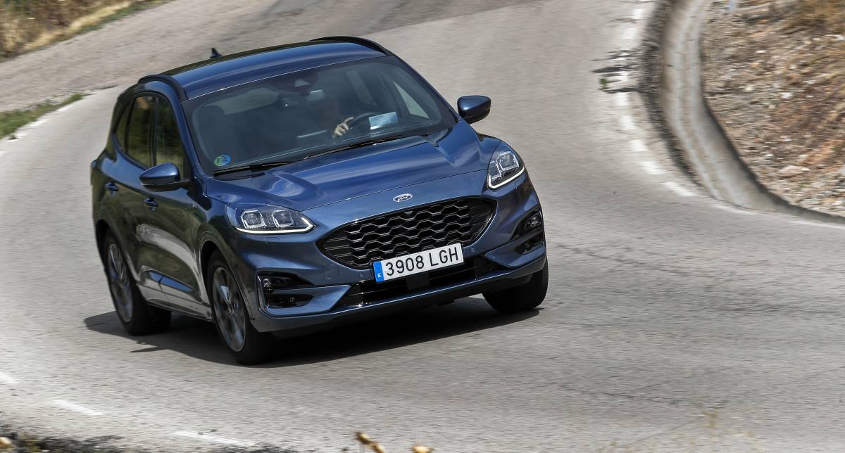 Ford Kuga ST Line X 2.0 Ecoblue mHEV 150 CV