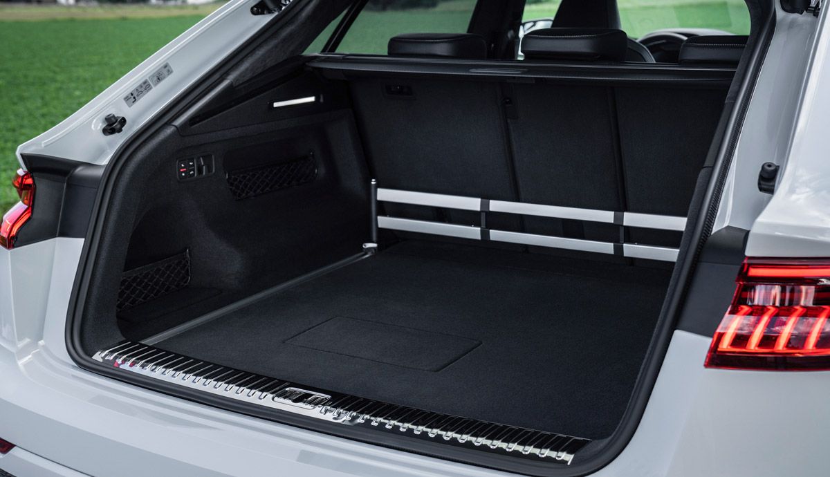 Nuevo Audi Q8 híbrido enchufable.