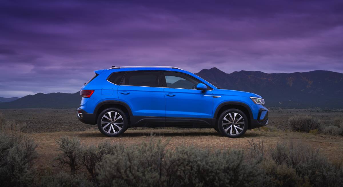 VW Taos 3