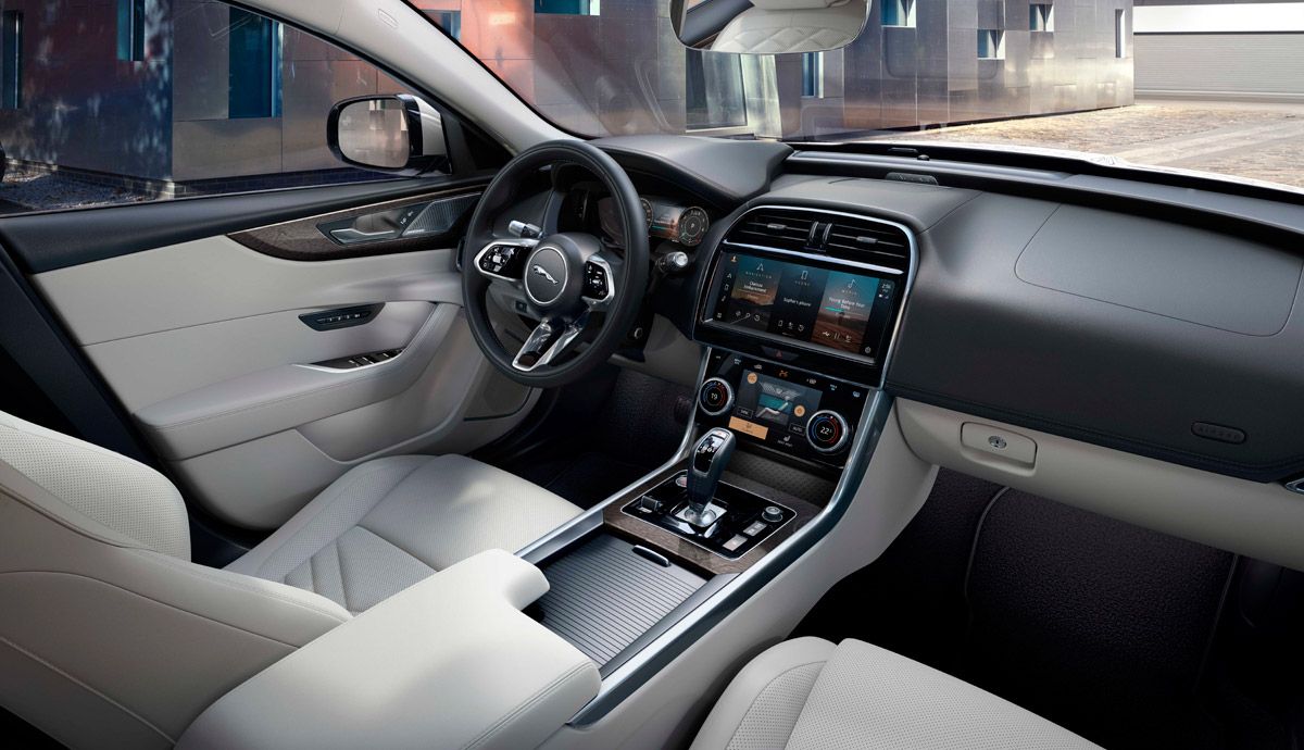 Nuevo Jaguar XE 2021.