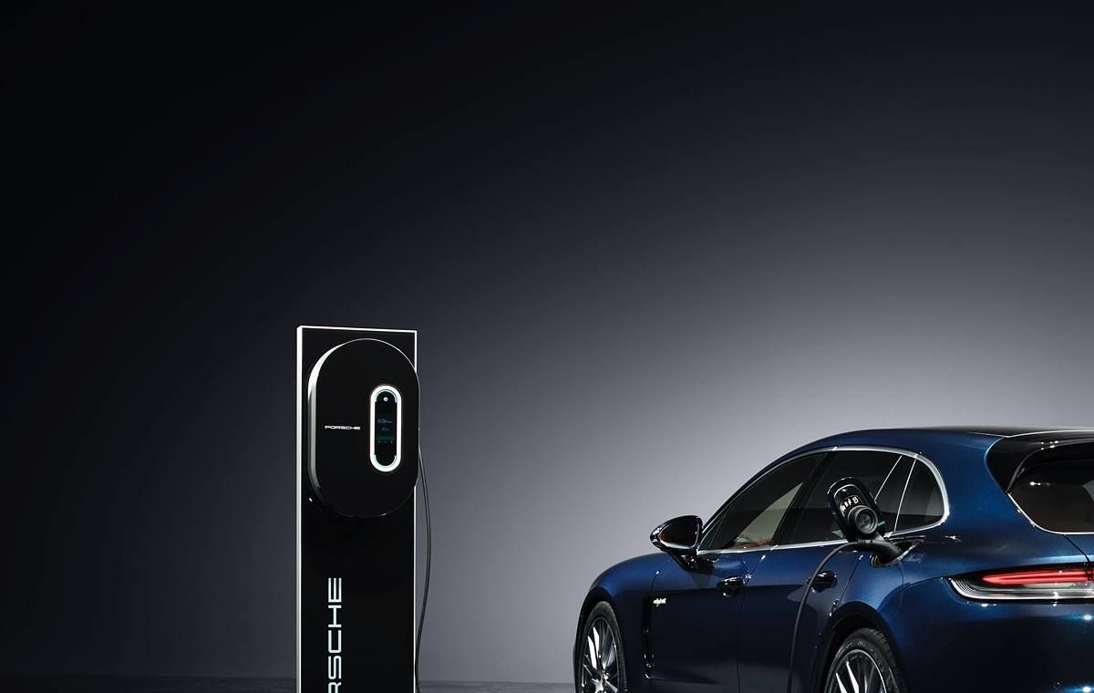 Porsche Panamera 2021 plug in