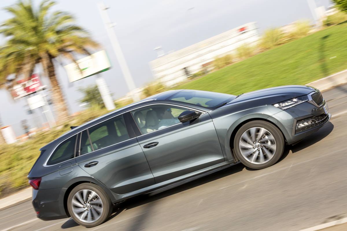 Skoda Octavia Combi 2.0 TDi 150 DSG 7 11