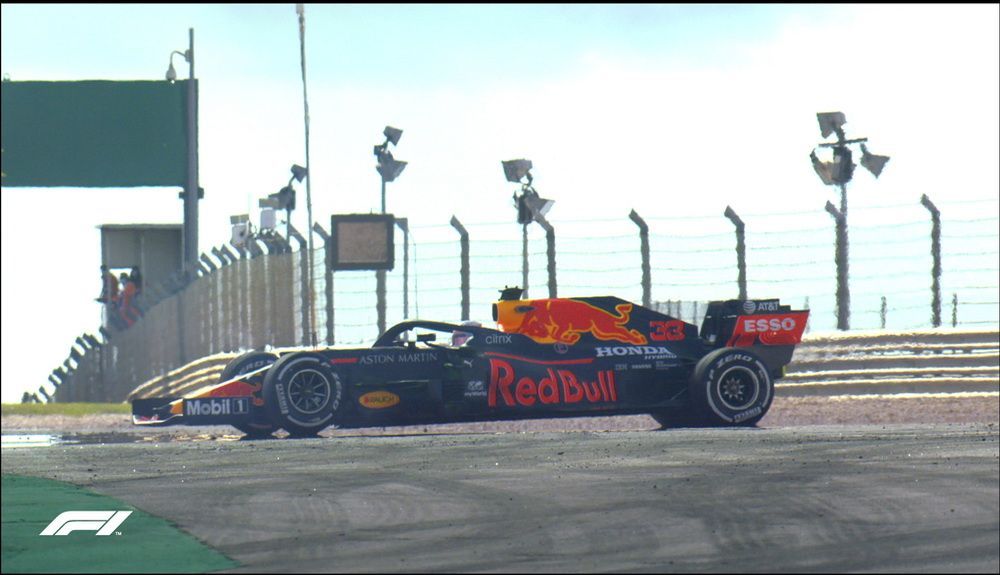 Max Verstappen hizo dos trompos durante la sesión Max Verstappen hizo dos trompos durante la sesión