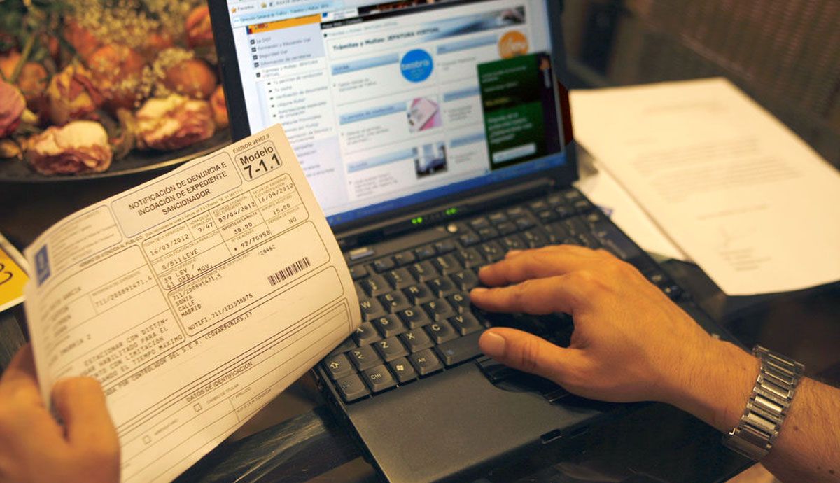 Así se presentan recursos y alegaciones para las multas de la DGT