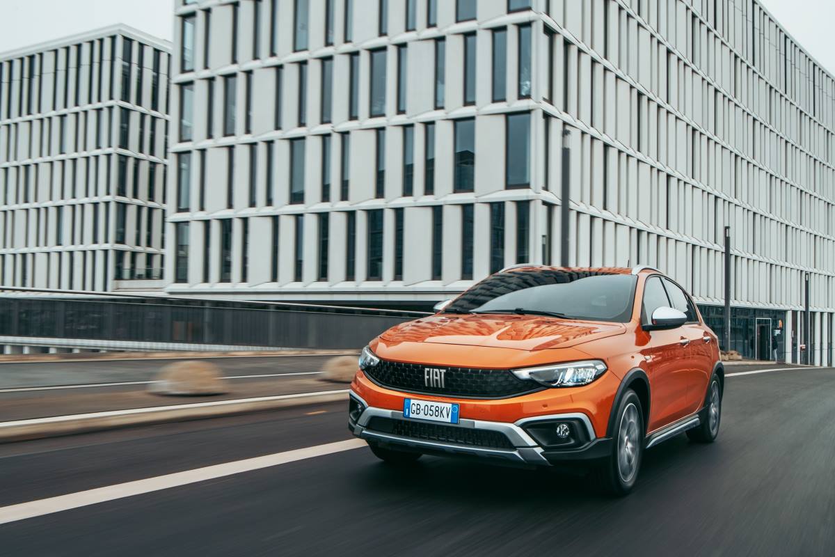 Fiat Tipo Cross 2021 2