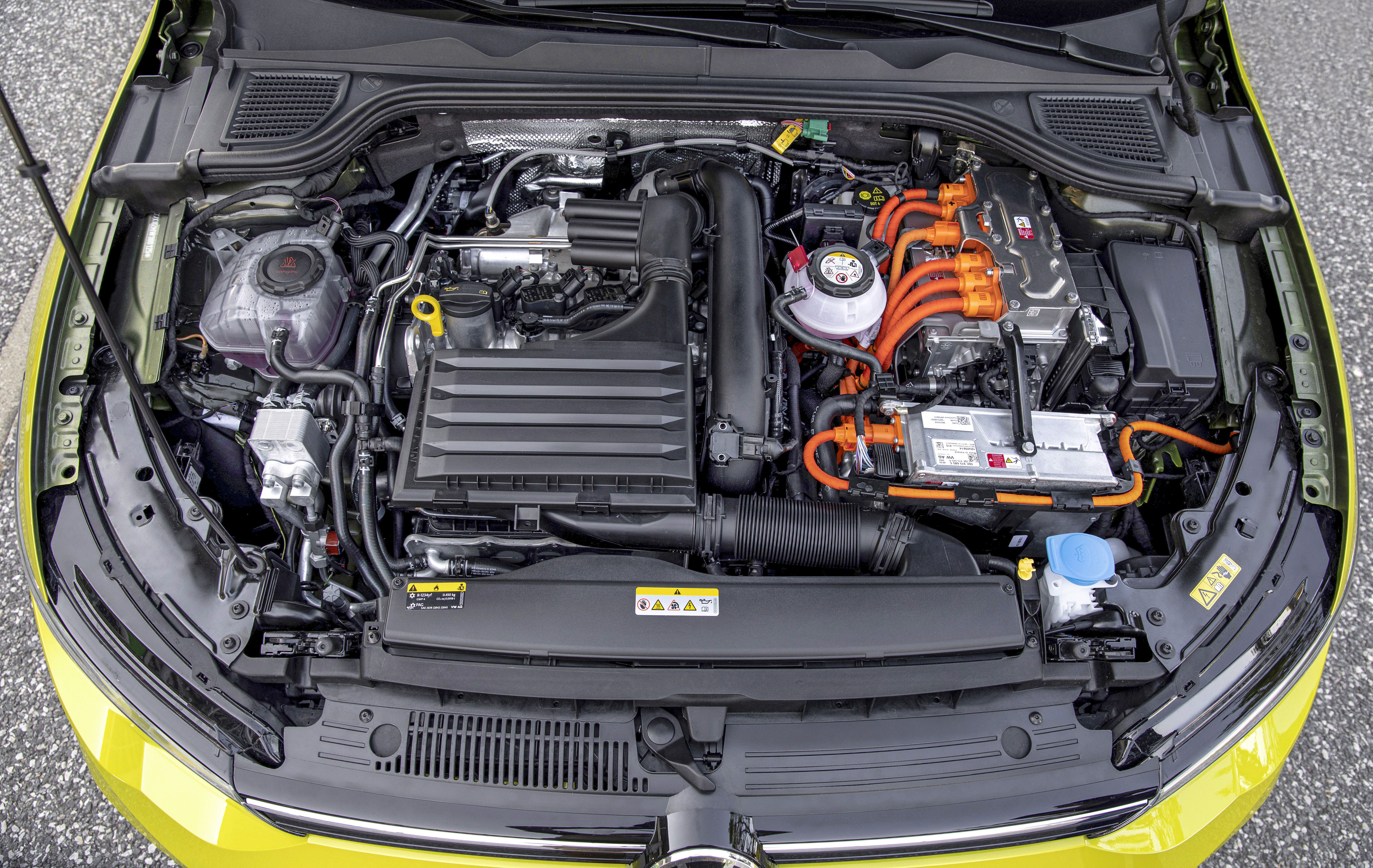 VW Golf eHybrid (14)