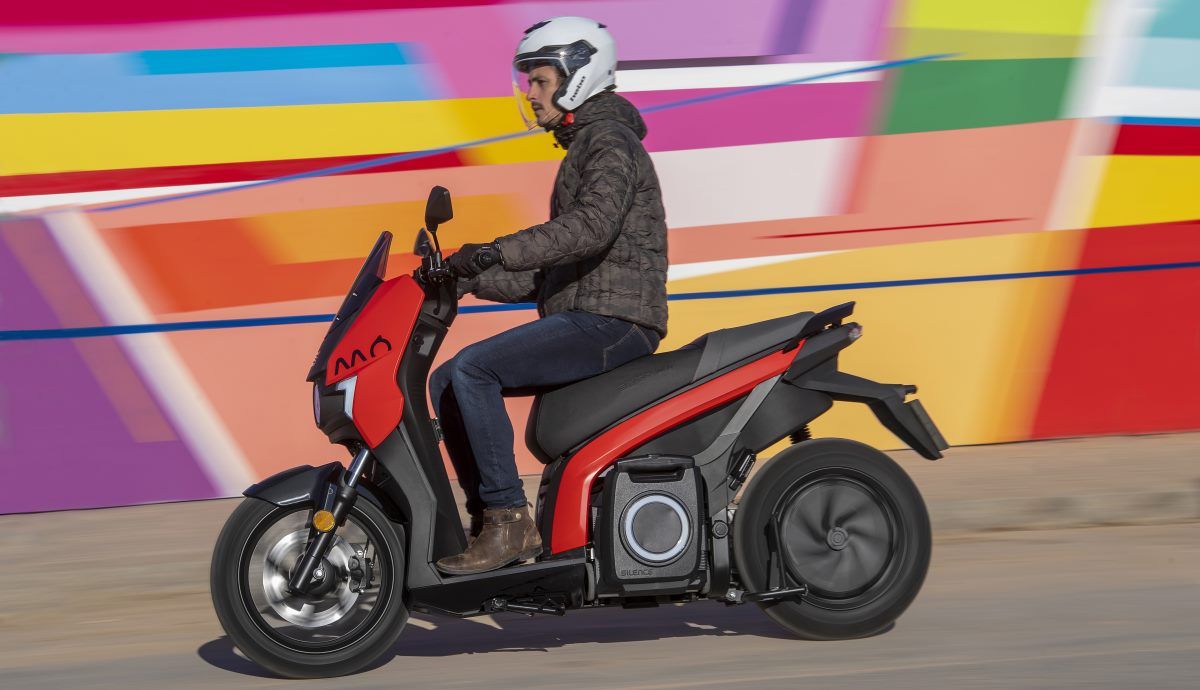 SEAT MO 35 HQ