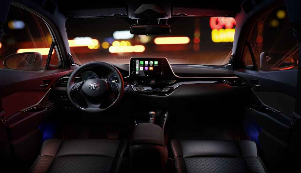 Toyota C-HR 2021: así es su interior