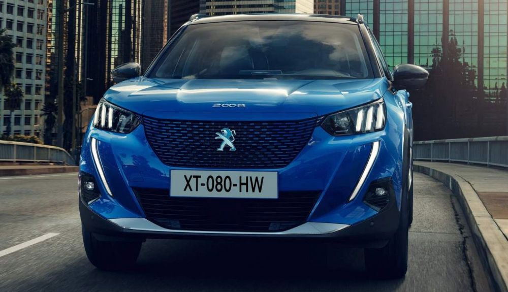 Peugeot e-208 y e-2008.