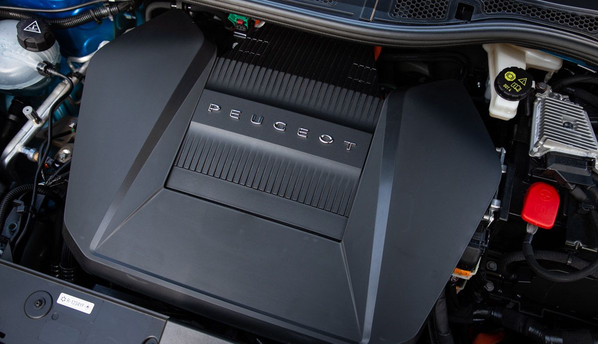 Peugeot e-208 y e-2008.