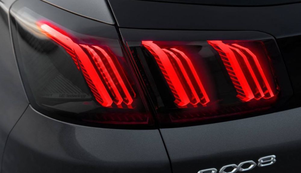 El futuro Peugeot 3008, con una versión eléctrica y una variante de tipo coupé El futuro Peugeot 3008, con una versión eléctrica y una variante de tipo coupé