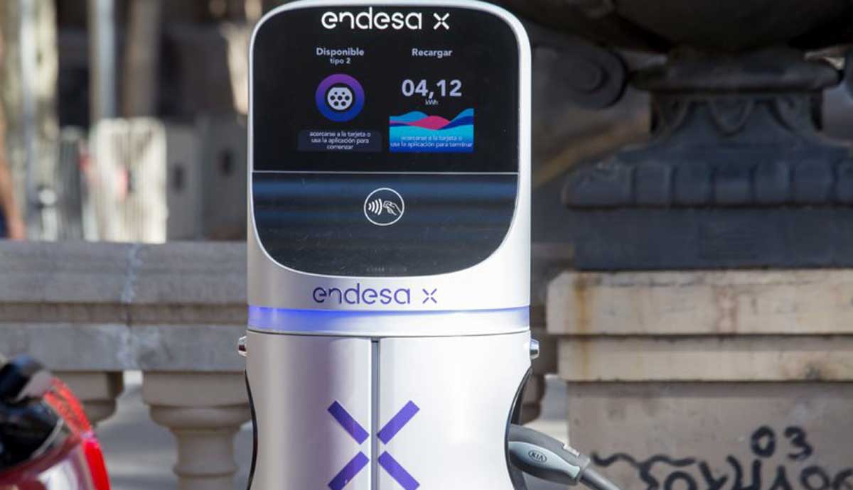 -Convencionales, Semirápidos, rápidos y ultrrrápidos: tipos de cargadores para coches eléctricos y cómo funcionan.
