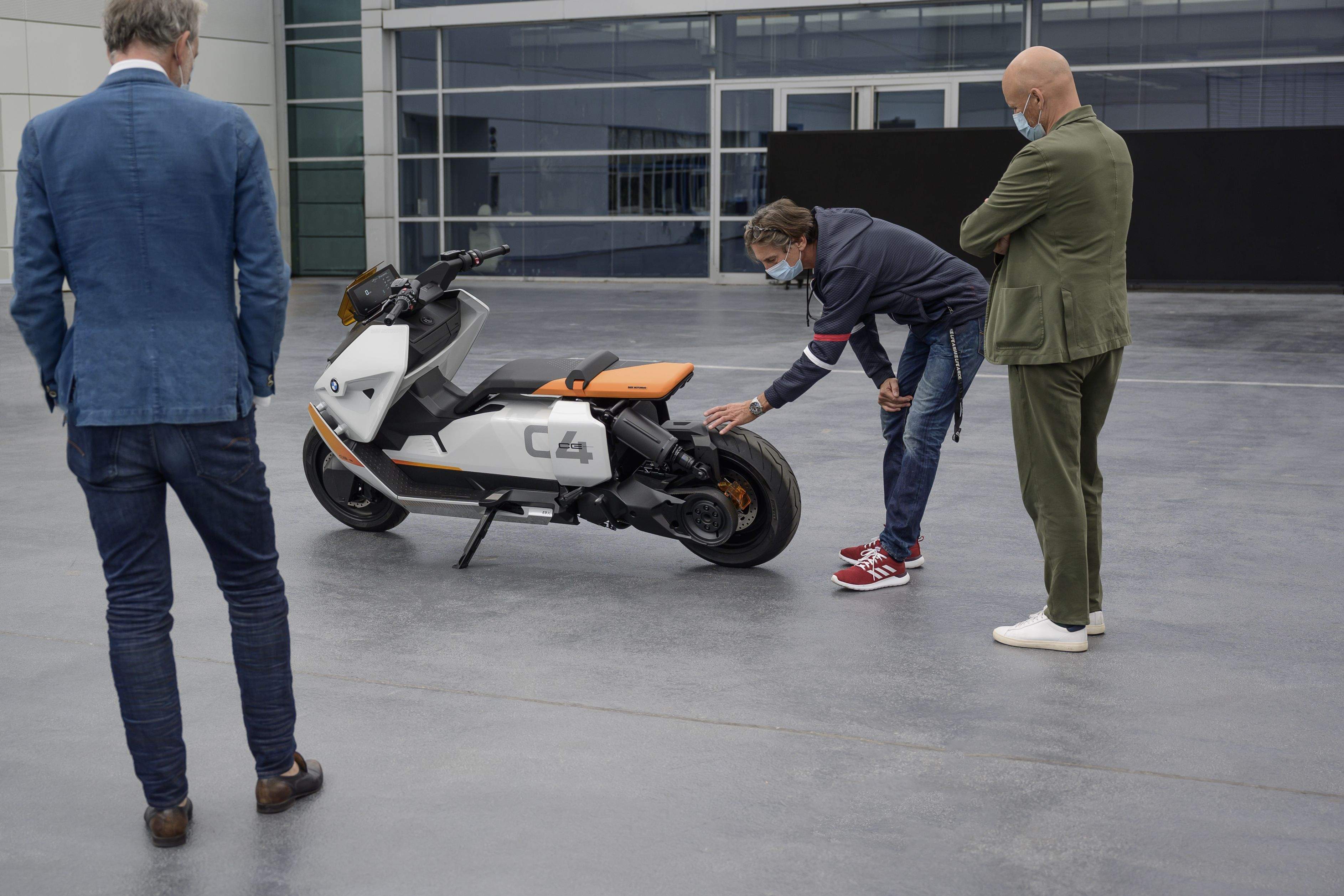 BMW Motorrad Definition CE 04 