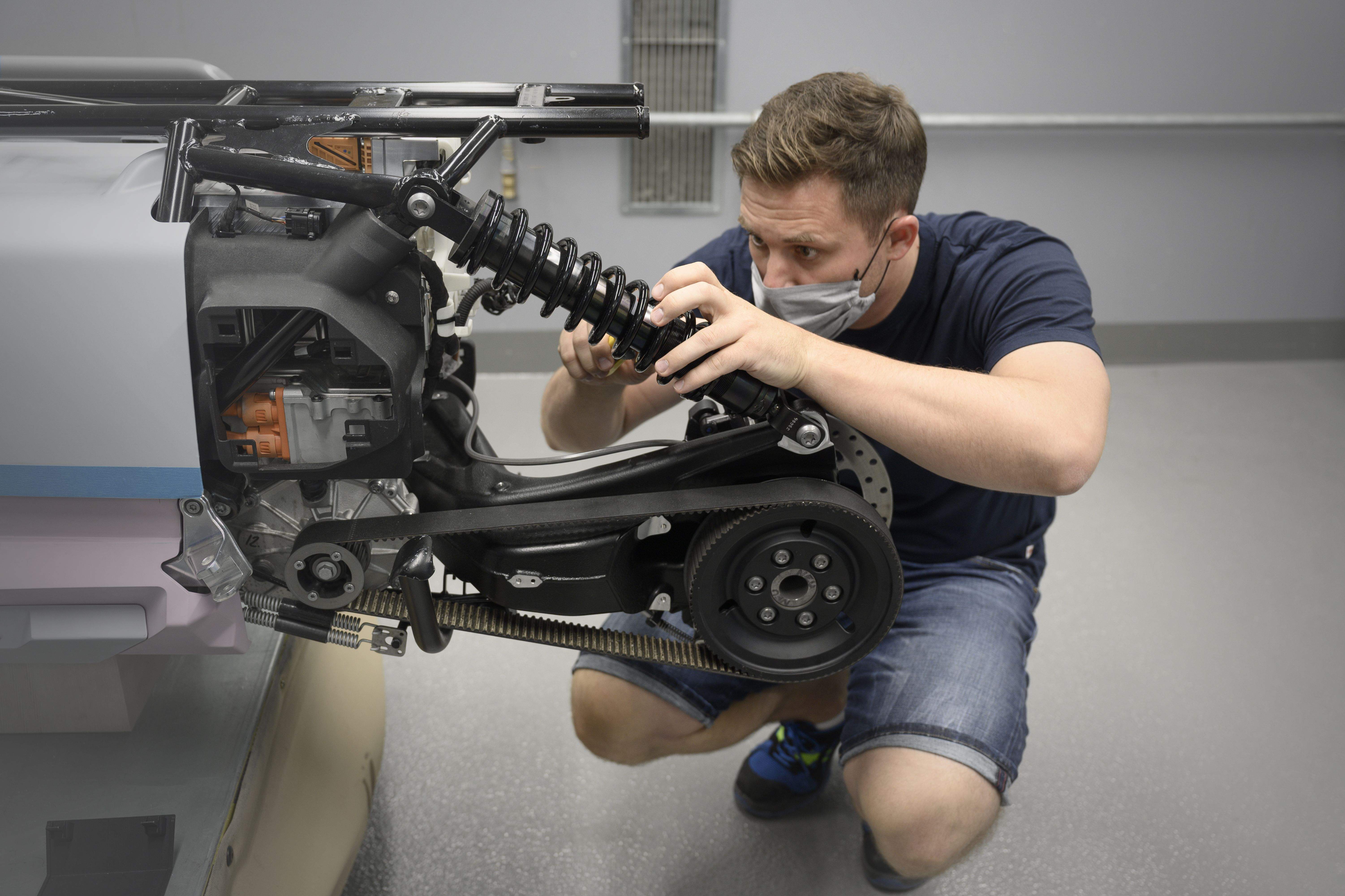 BMW Motorrad Definition CE 04 