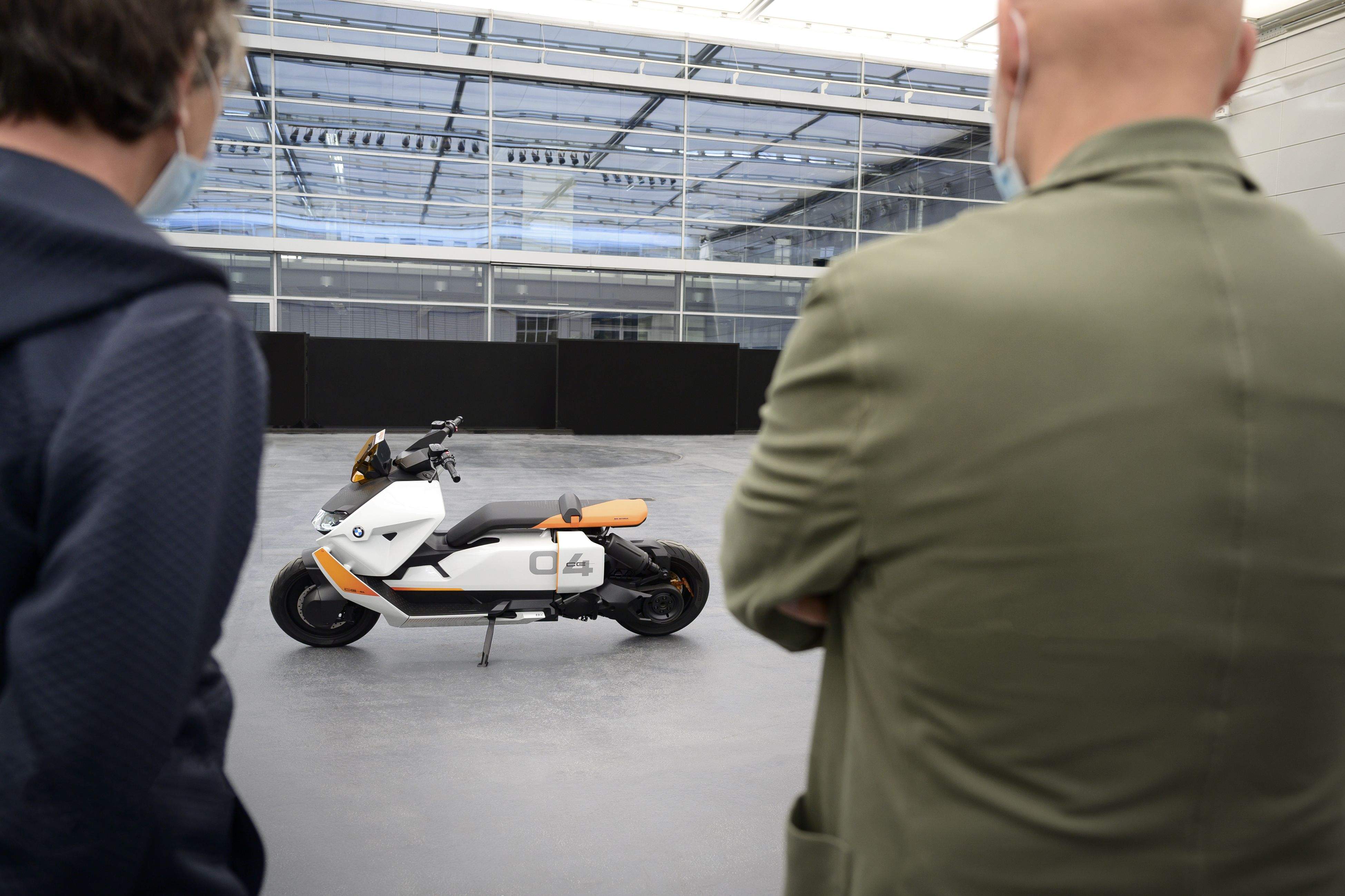 BMW Motorrad Definition CE 04 