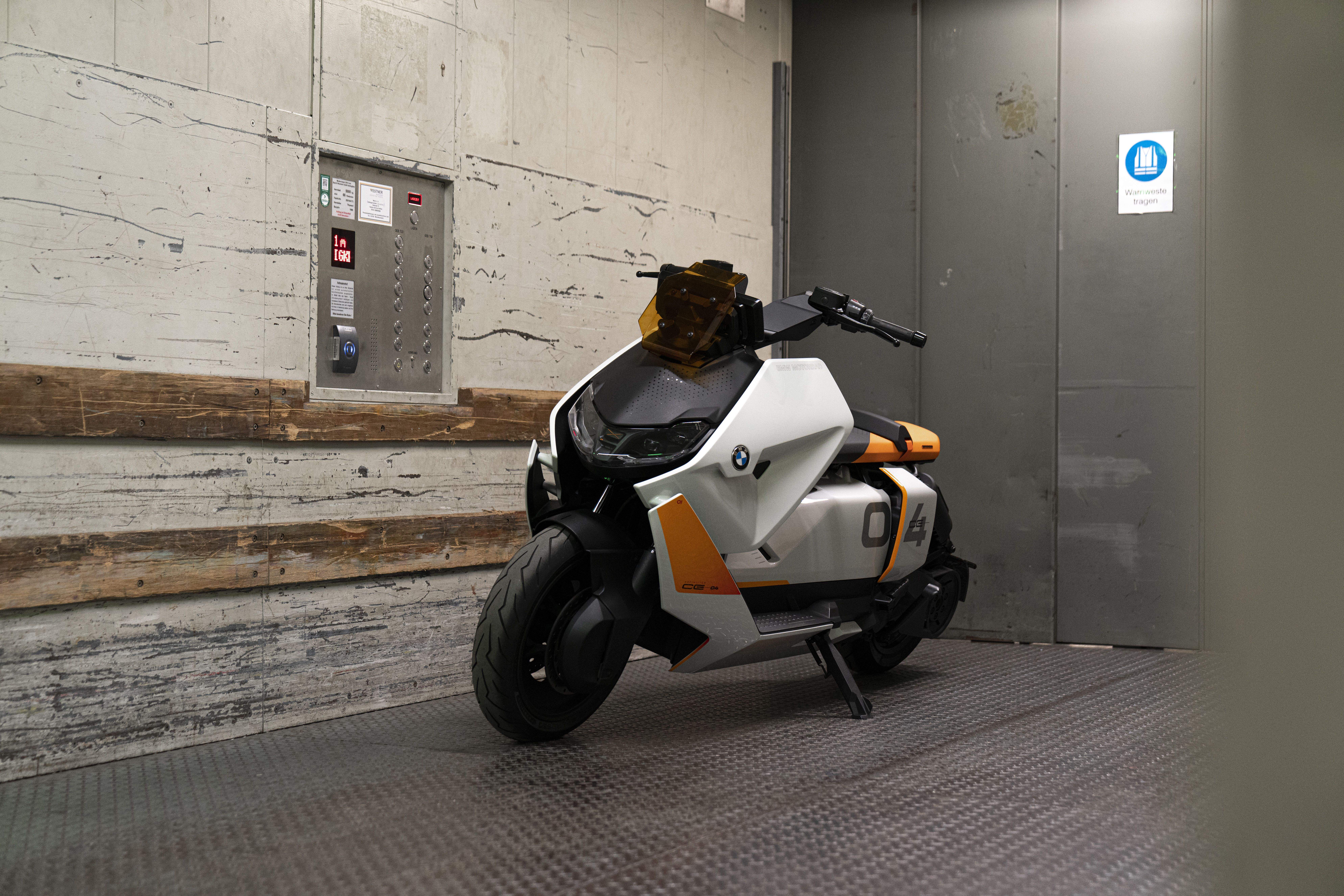 BMW Motorrad Definition CE 04 